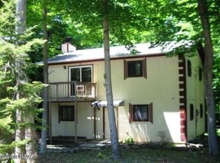 5319 Ledgewood Dr, Tobyhanna, PA