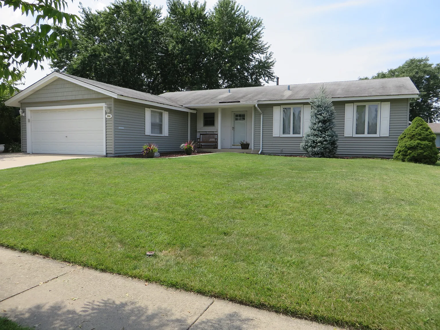 958 Borman Ct photo 1