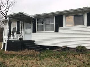 140 Phipps Dr, Washburn, TN 37888