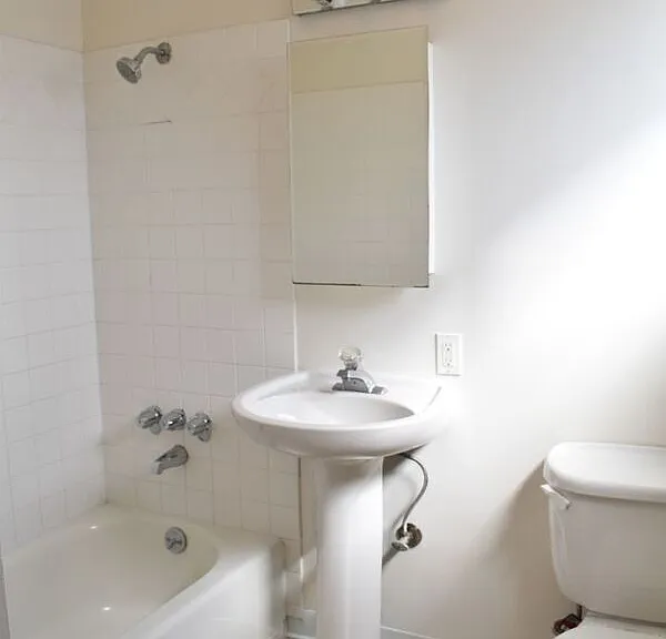 3035 NE 130th St #6 — Photo 9
