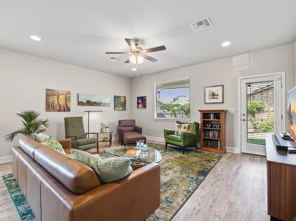 9412 Margaret Jewel Ln, Austin, TX 78748