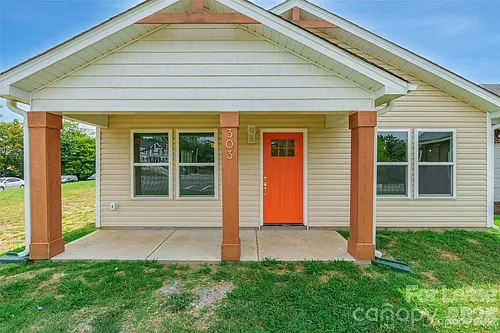 303 Cabarrus Ave W Photo 1