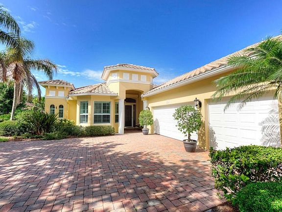 4th image of 860 Aquarina Blvd