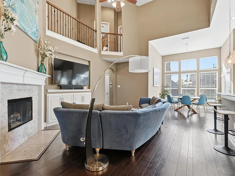 1273 Ranch Gate Ln — Photo 1