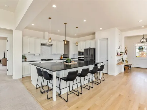 12306 S Elena Canyon Cv W, Herriman, UT 84096