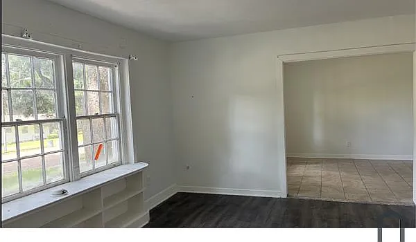 324 Northside Cir — Photo 3