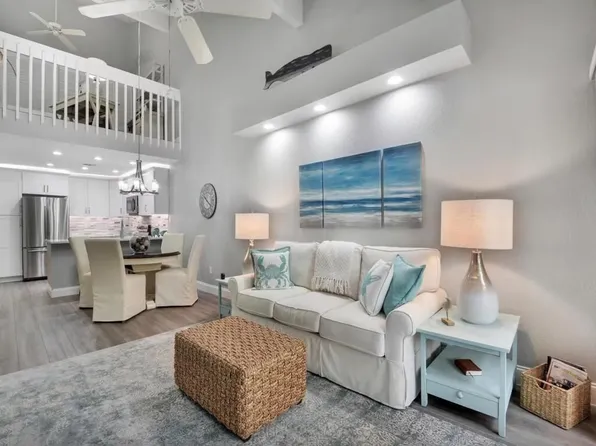 50 Emerald Woods Dr APT A4, Naples, FL 34108