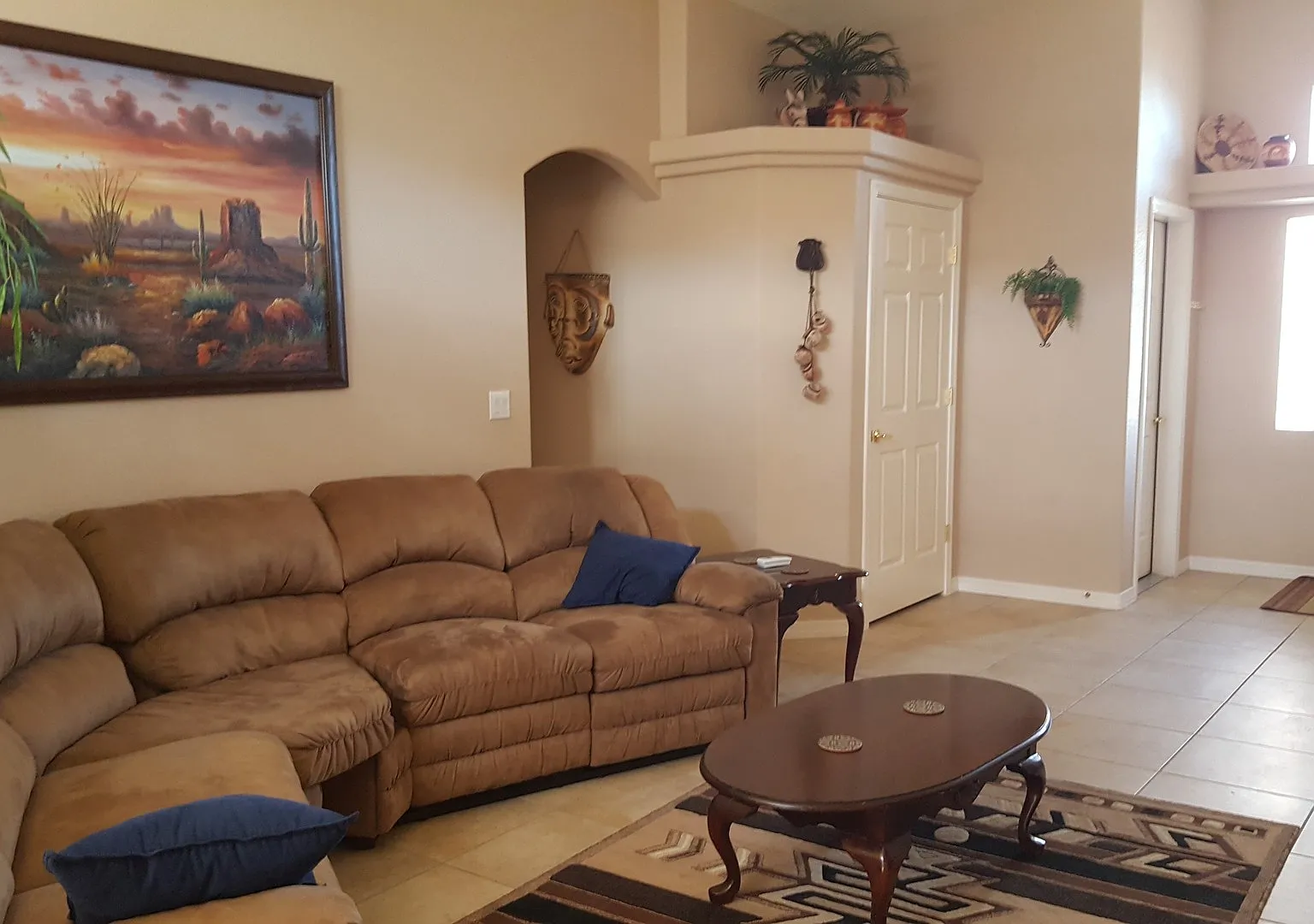 Avail 2027 Winter Furnished Home — Photo 2