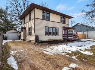 115 Maple Ave, Walworth, WI