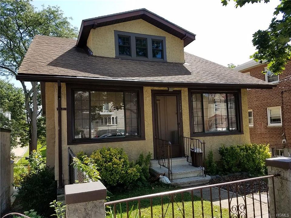 1st image of 1518 Dwight Pl