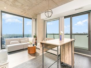 11 Charlotte St #2703-C01, Toronto, ON M5V 0M6