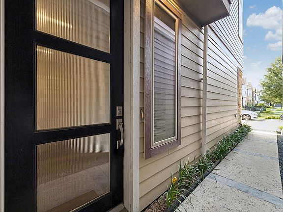 2nd image of 12522 Malachite Way #84