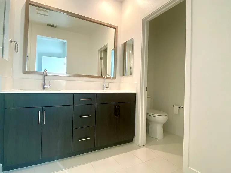 1522 Prescott St — Photo 16