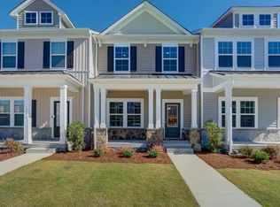 1536 Stanford Ln, Newport News, VA 23608