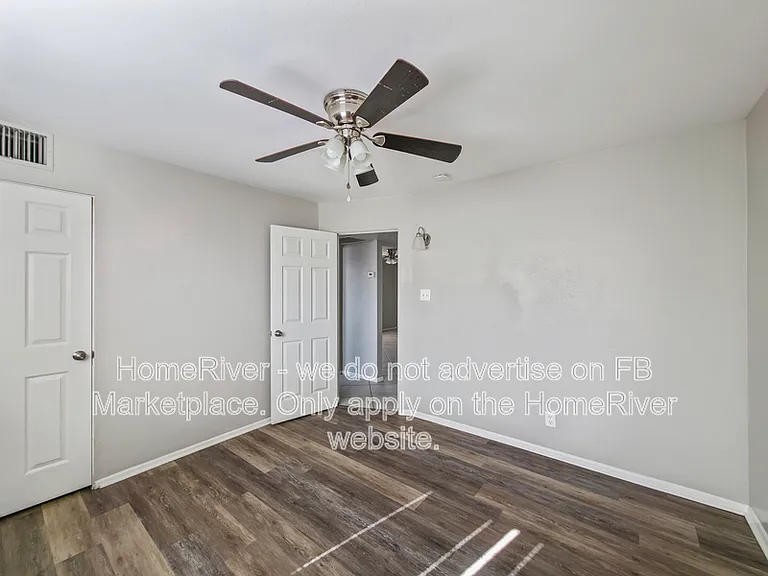 11211 W Missouri Ave — Photo 13