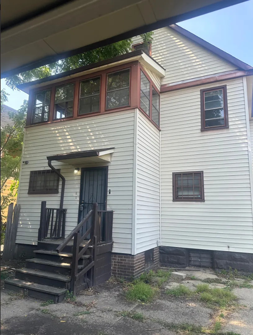6604 Bonna Ave — Photo 2