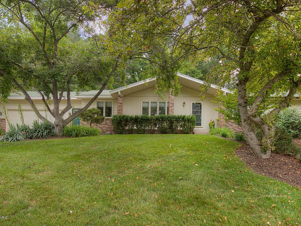 1st image of 3454 Misty Lane Ct SE