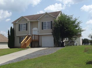 4212 Four Winds Ct SW, Concord, NC 28027