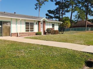 561 NW Floresta Dr, Port Saint Lucie, FL 34983
