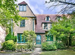 24 Ascan Ave, Forest Hills Gardens, NY 11375