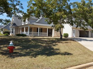 529 Grove Ln, Kathleen, GA 31047