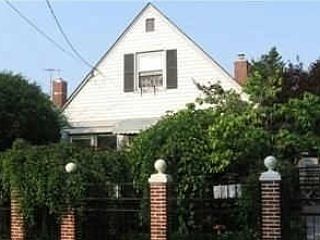 1st image of 10905 139th St