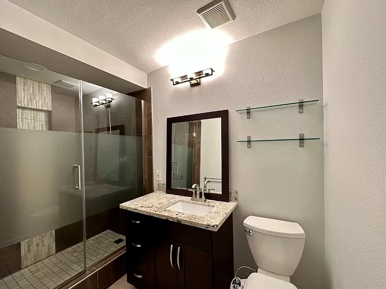9201 NE Juanita Dr #103 — Photo 10