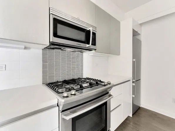 11776 Idaho Ave #401, Los Angeles, CA 90025