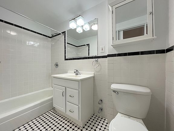 4th image of 60 W 8th St APT 5A