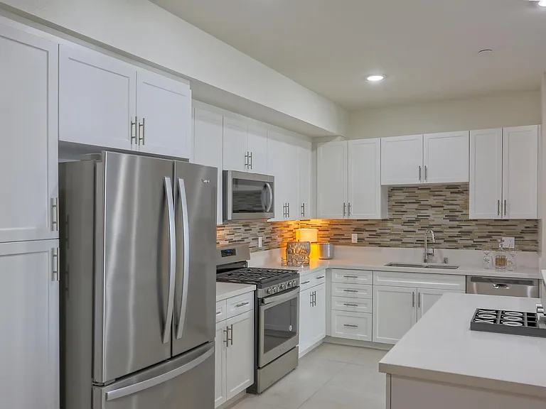 Seacrest Homes Apartments — Photo 11