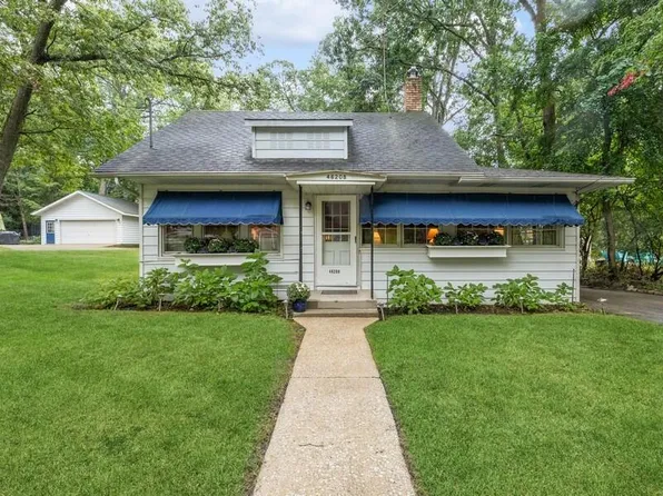 46208 Perkins Blvd, New Buffalo, MI 49117