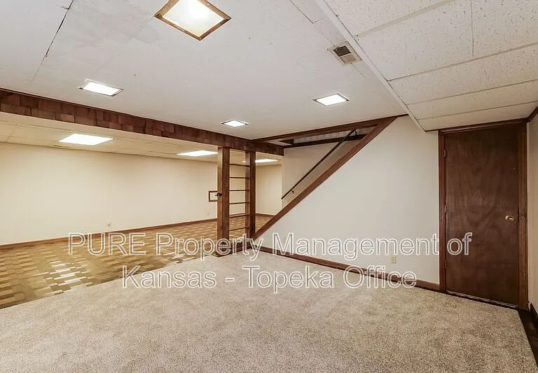 2605 SW Osborn Rd — Photo 6