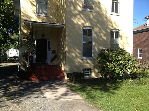 4th image of 530 W 6th St #1
