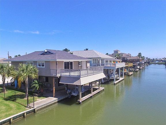 2nd image of 22201 Frio Dr