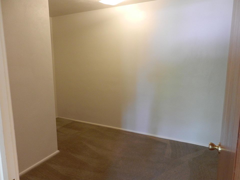 Chenot Place 30 Narcissus Dr Belleville IL Zillow