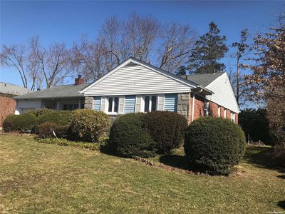 820 Salisbury Park Drive, Westbury, NY, 11590