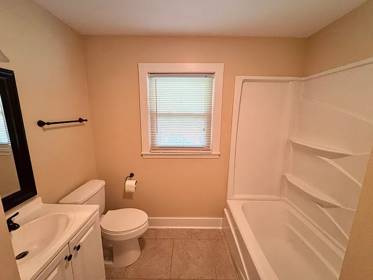 Bathroom (Bedroom 2)