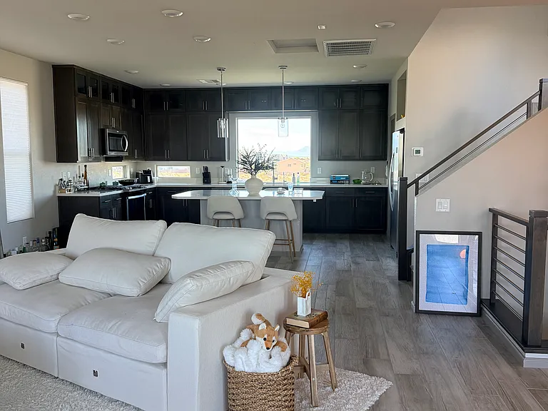 7732 Cherry Point Way — Photo 6