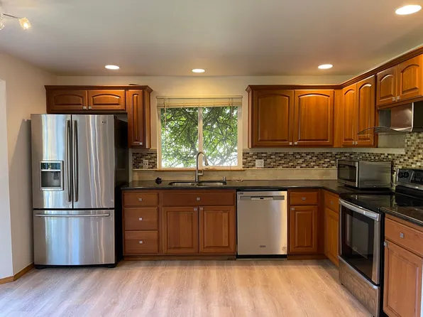 23533 97th Ave S, Kent, WA 98031