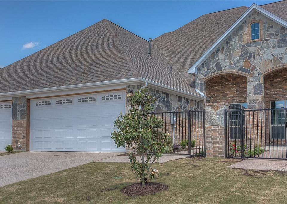 1st image of 5049 Giverny Ln