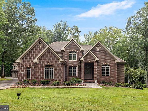 3rd image of 9175 Dubois Rd