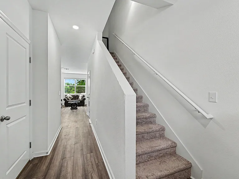 4458 Banjo Lake Rd — Photo 2