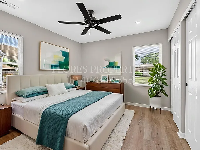 1300 Evaline Dr — Photo 38