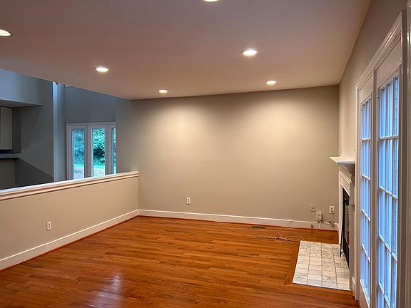 Spacious Living room