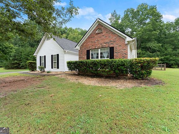 3rd image of 8980 Plantation Bend Trl