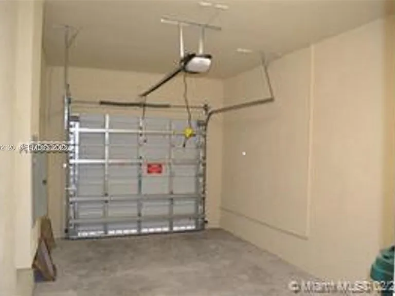 17000 SW 90th Ter — Photo 41