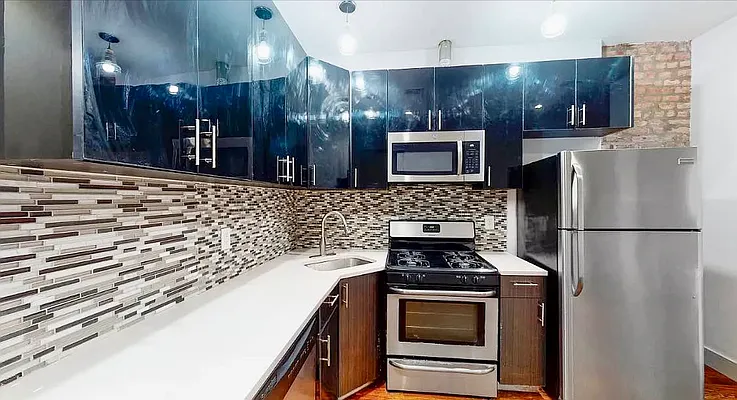 Rented by Bedford And Dean LLC | media 21