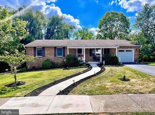 2740 Blue Hen Ct, Harrisburg, PA 17112