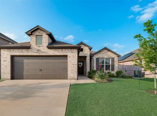 161 Braves Way, Lavon, TX 75166