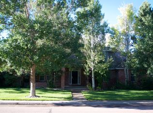 721 Oakhurst Dr, Cheyenne, WY 82009